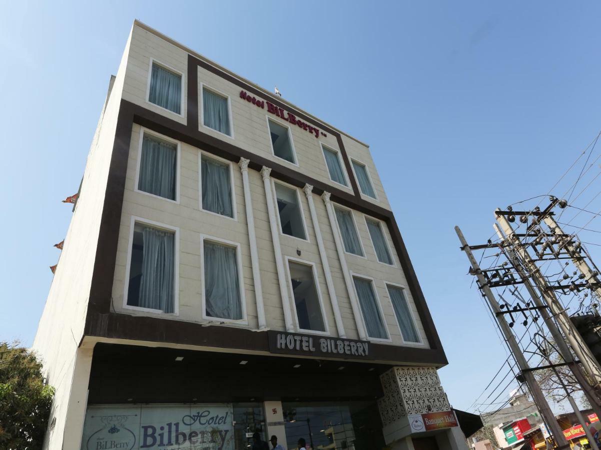 Bilberry Hotel Rewāri Exterior photo